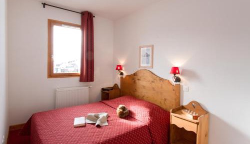 2-Room Apartment (4 Adults)