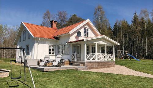 Three-Bedroom Holiday Home 