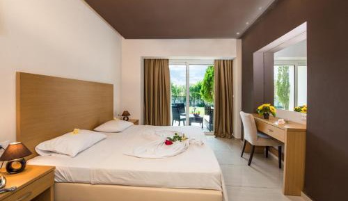 Double or Twin Room with Balcony