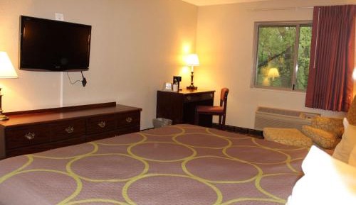 King Room - Non-Smoking