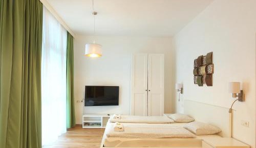 Studio Apartment