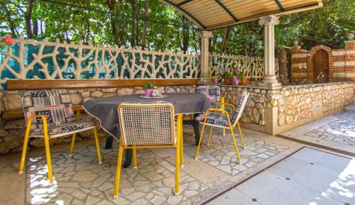 Studio with Terrace