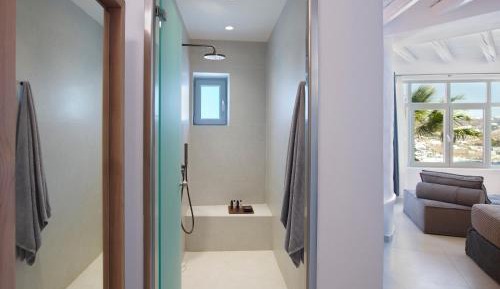One Bedroom Suite Sea View (No 10)