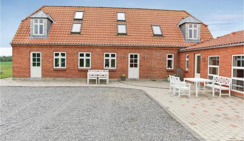 Seven-Bedroom Holiday Home