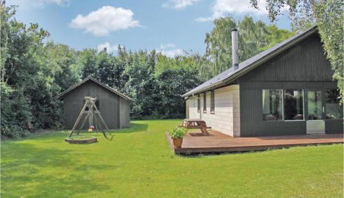 Three-Bedroom Holiday Home 