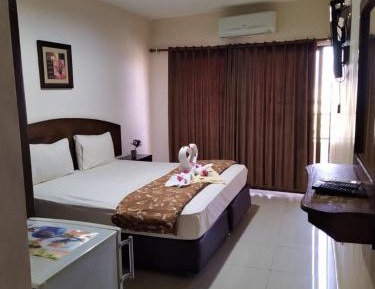 Double Room (1 - 2 Adults)