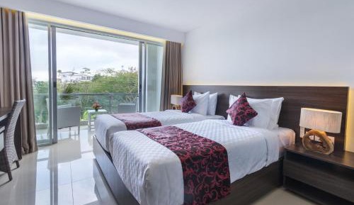 Twin Room with Balcony
