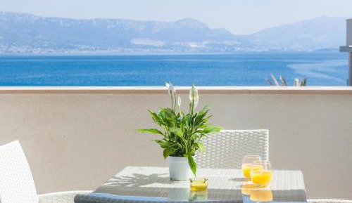 Apartment with Sea View