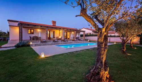 Villa with Private Pool