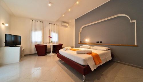 Junior Suite with Garden View