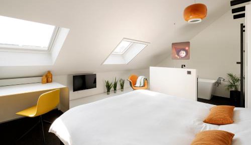 Deluxe Double Room with Bath