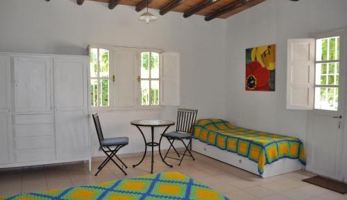 Sunflowers Room