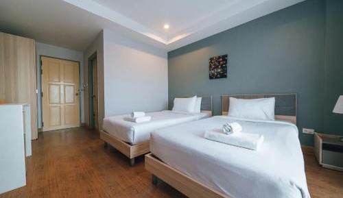 Deluxe Twin Room