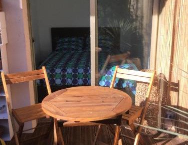 Apartment with Garden View