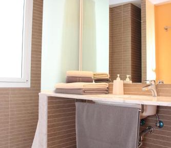 Three-Bedroom Apartment (6 Adults)