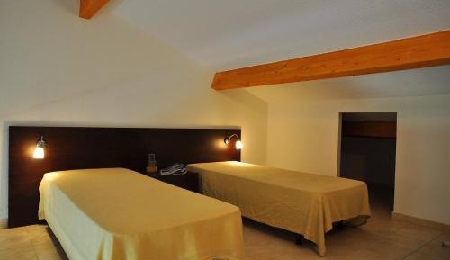 One-Bedroom Apartment with Mezzanine