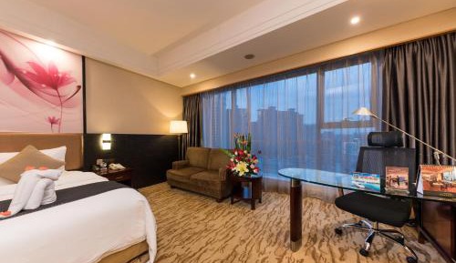 Deluxe King Room with River View