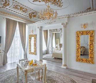 King Suite with Balcony
