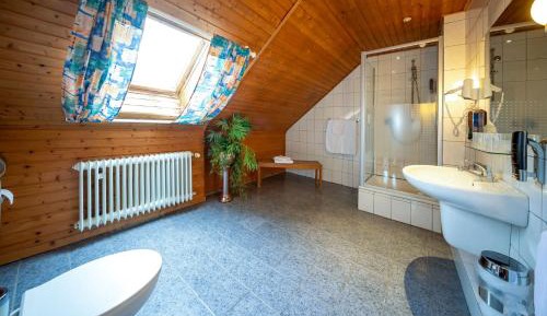 Triple Room with Bathroom