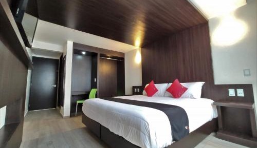Superior King Room