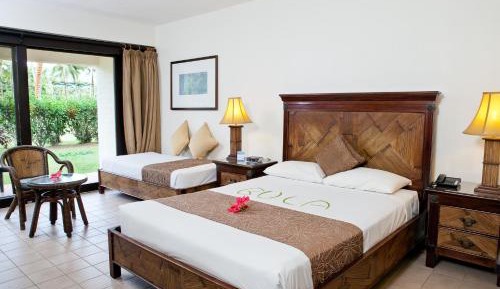 Standard Queen Room with Garden View 