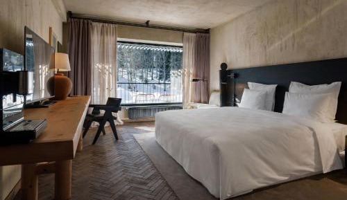 Standard King Room