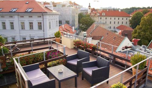 Apartment with Terrace