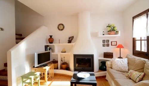 Three-Bedroom Townhouse