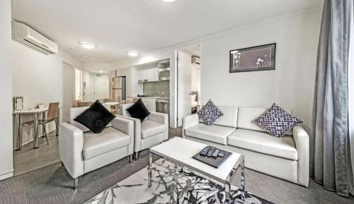 Two-Bedroom Apartment with Two Bathrooms