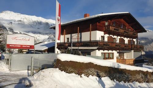Apartment with Mountain View 3