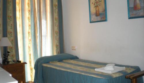 Studio (1 Adult)