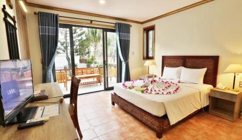 Senior Deluxe Double or Twin Room