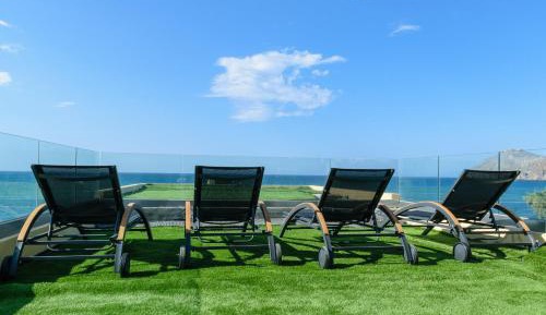 Maisonette Beach Front