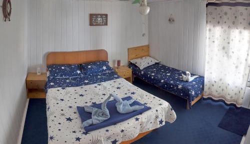 Comfort Triple Room with Shower