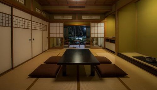 Japanese-Style Room - Fuki