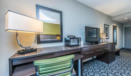 Standard King Room