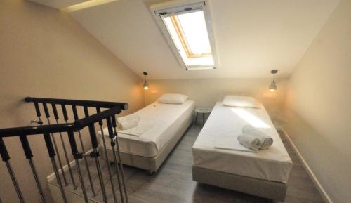 Superior Maisonette