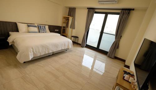 Large Double Room