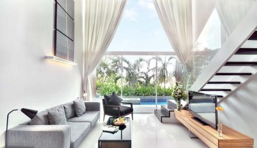 Duplex Pool Access