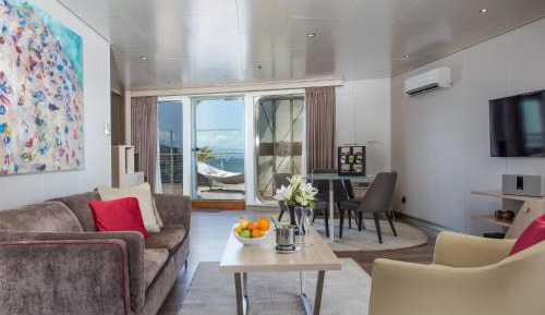 Penthouse Suite
