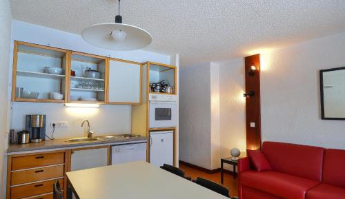 Residence One-Bedroom Apartment