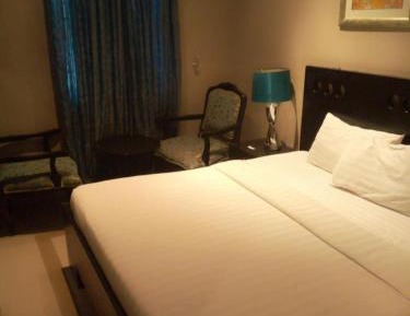 Standard Room (Annex building) (Complimentary Breakfast For 1)