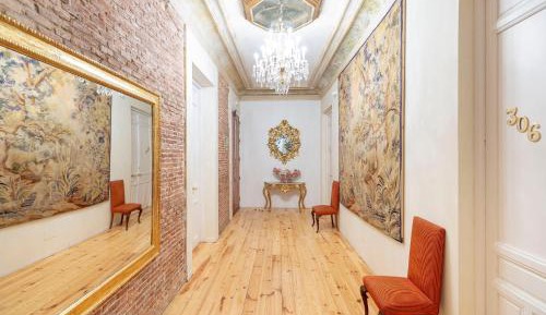Studio (2 Adults)