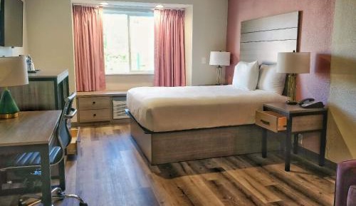 Queen Suite