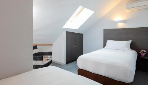 Duplex Quadruple Room