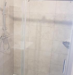 Quadruple Room with Private Bathroom