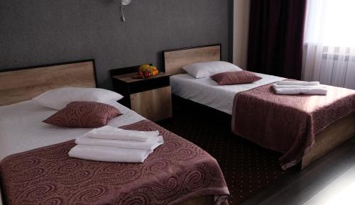 Twin Room with Shower