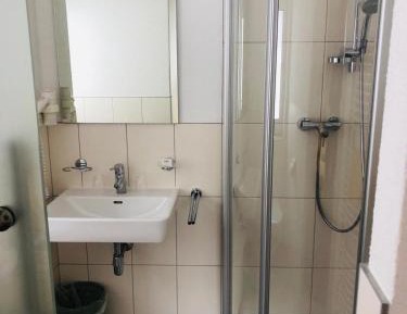 Comfort Triple Room with Shower