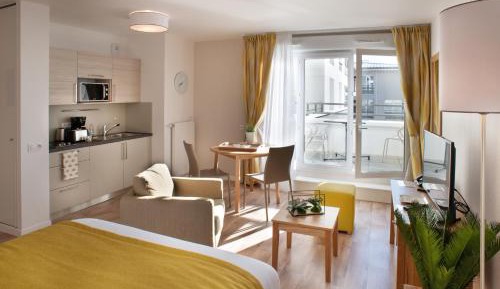 Studio Apartment