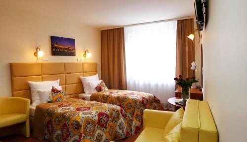 Double or Twin Room with Kitchenette